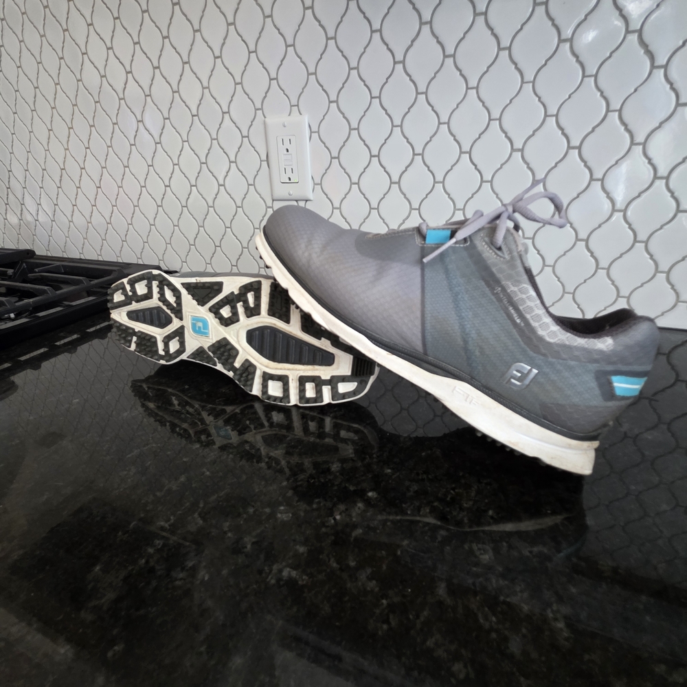 FootJoy Gray and White Sneakers Versatile Low-Top Design